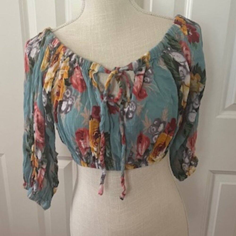 Pootest Vintage Floral Crop Top